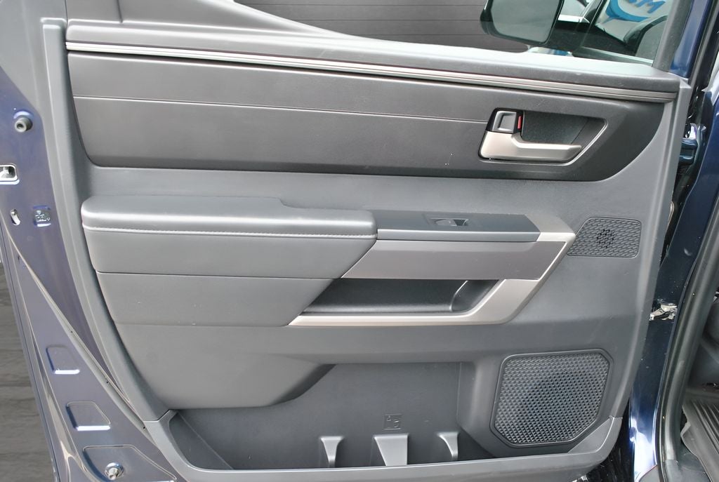 2023 Toyota Tundra SR5 CrewMax 3.4L V6