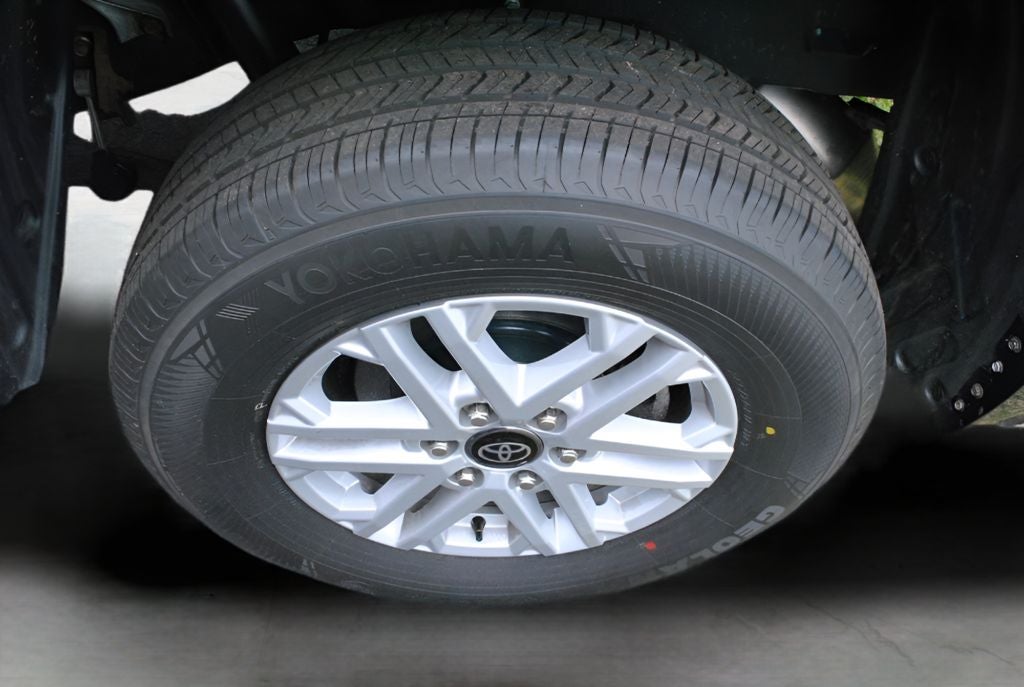 2023 Toyota Tundra SR5 CrewMax 3.4L V6