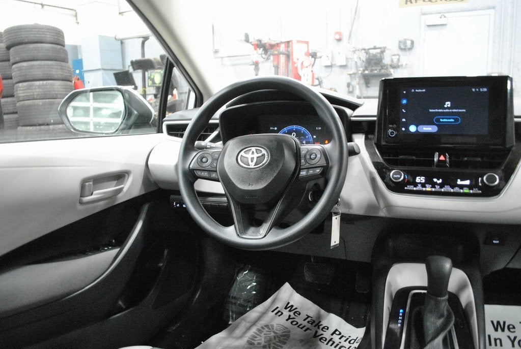 2026 Toyota Corolla LE FWD