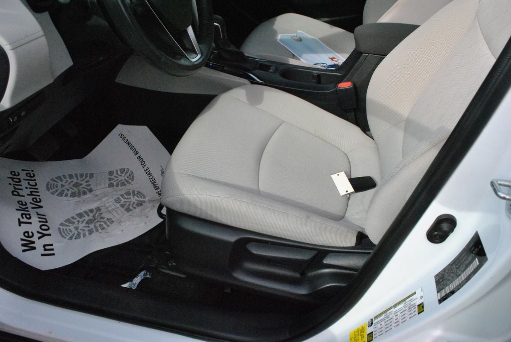 2023 Toyota Corolla Cross LE AWD