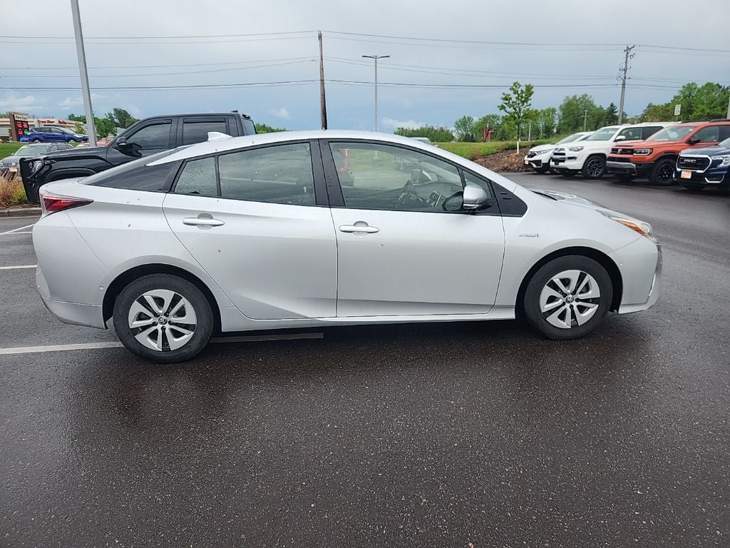 2018 Toyota Prius Two FWD