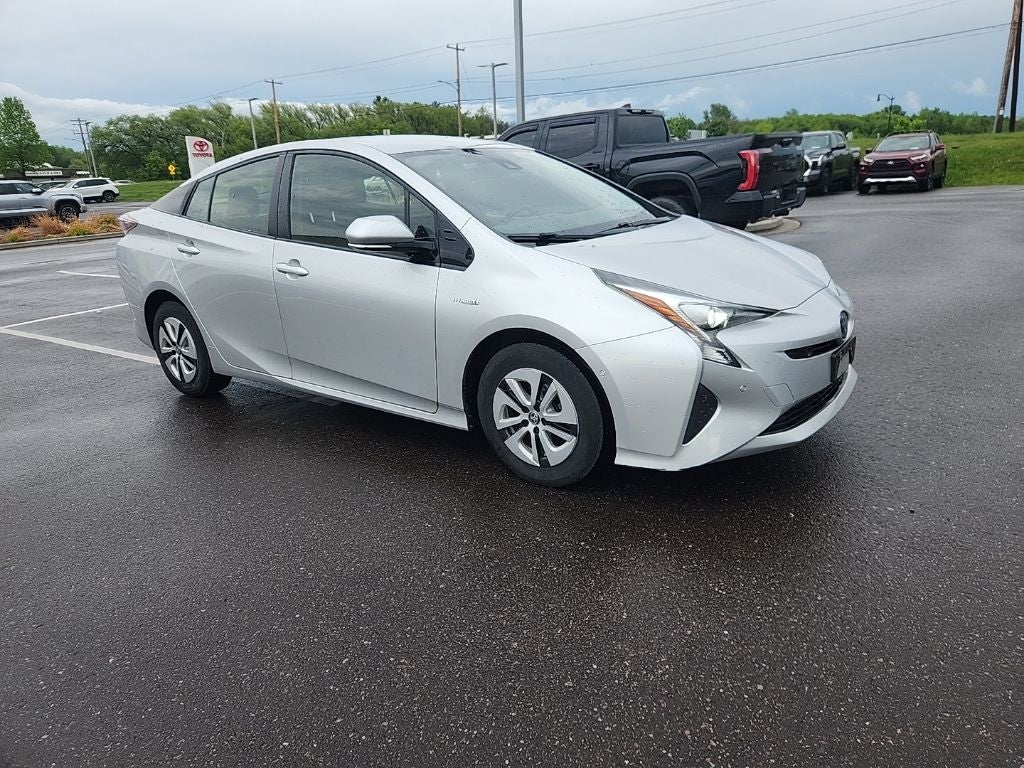 2018 Toyota Prius Two FWD