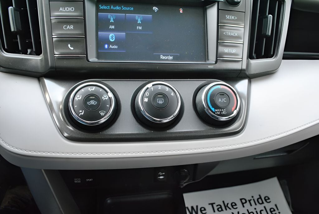 2015 Toyota RAV4 LE AWD