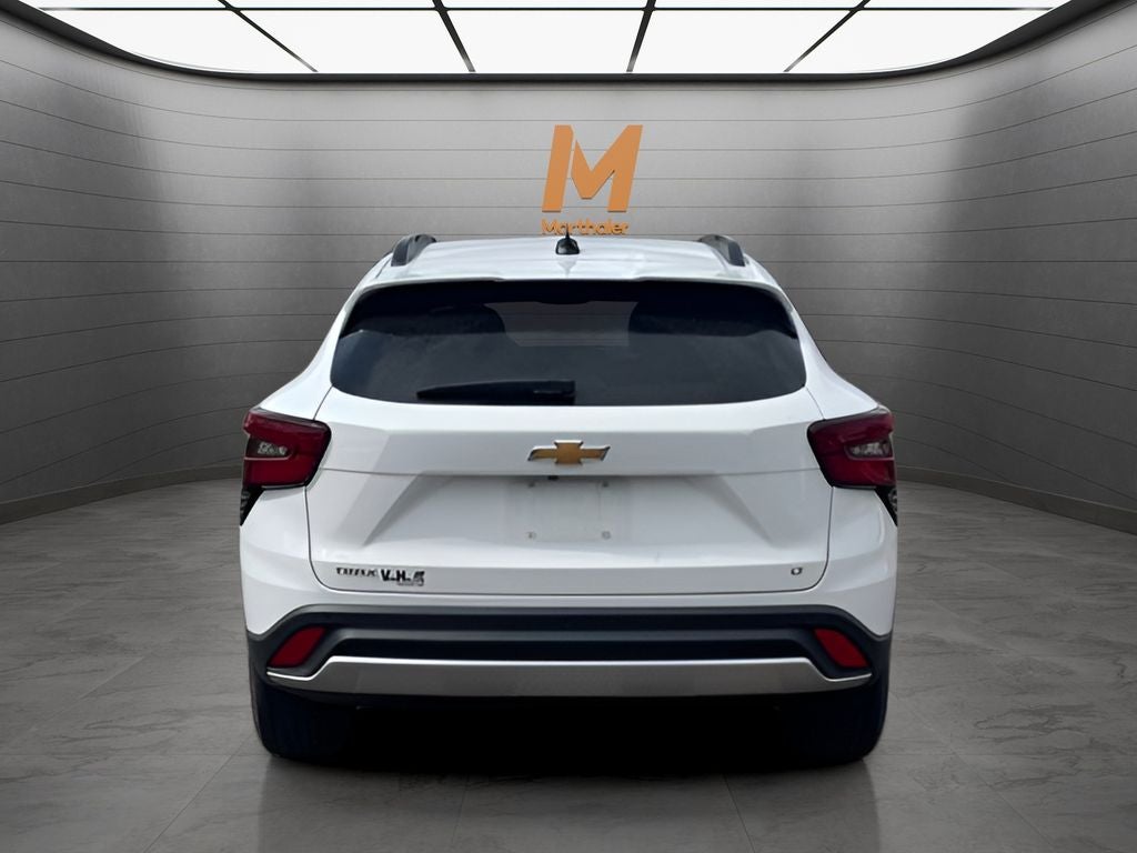 2025 Chevrolet Trax LT FWD